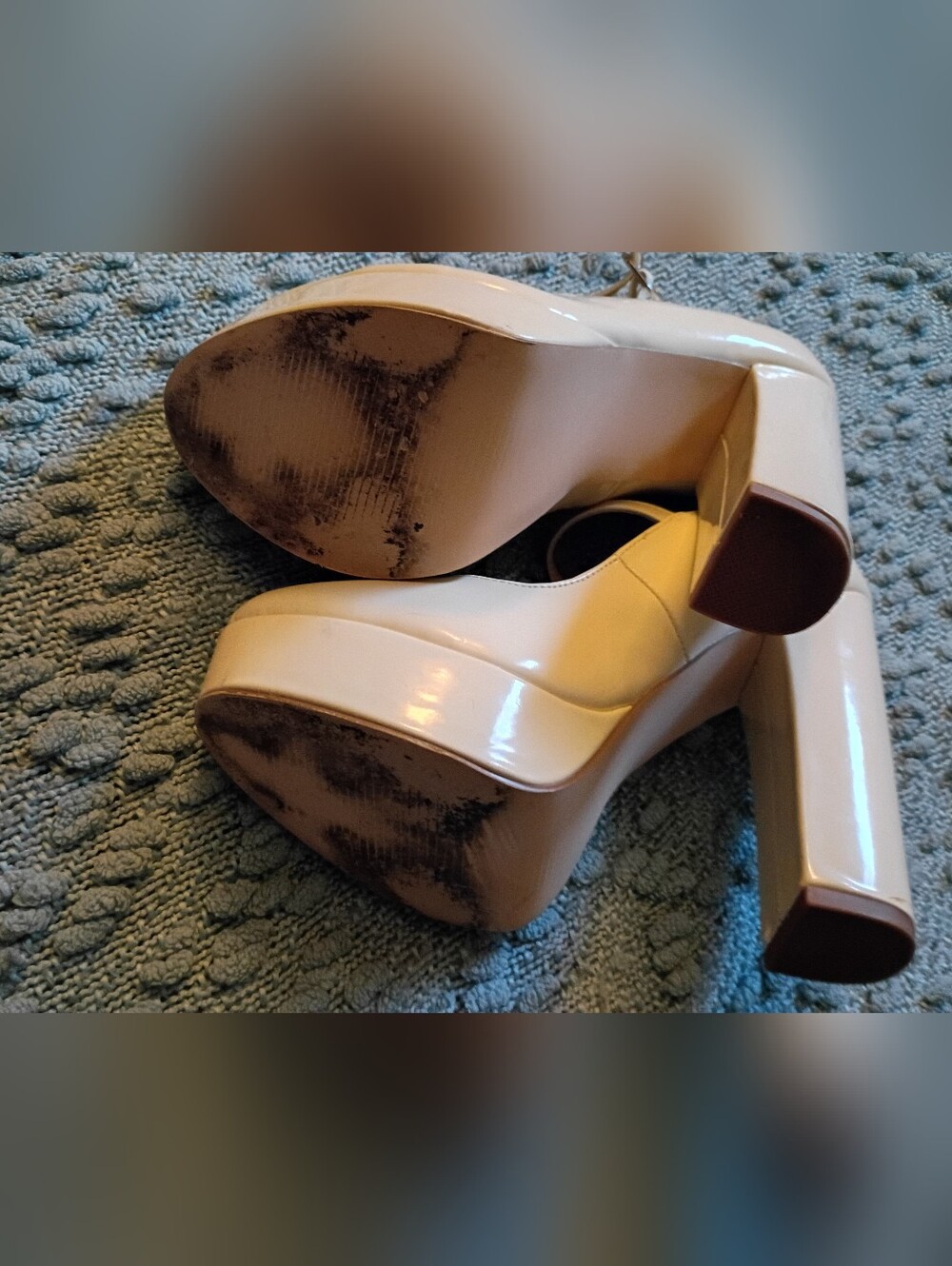 Classic Mary Jane Platform Heels in Cream - MAKE ME AN OFFER - Picture 5 of 5